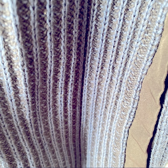 Calvin Klein men’s ribbed knit cardigan sweater. Size Medium - Picture 6 of 11